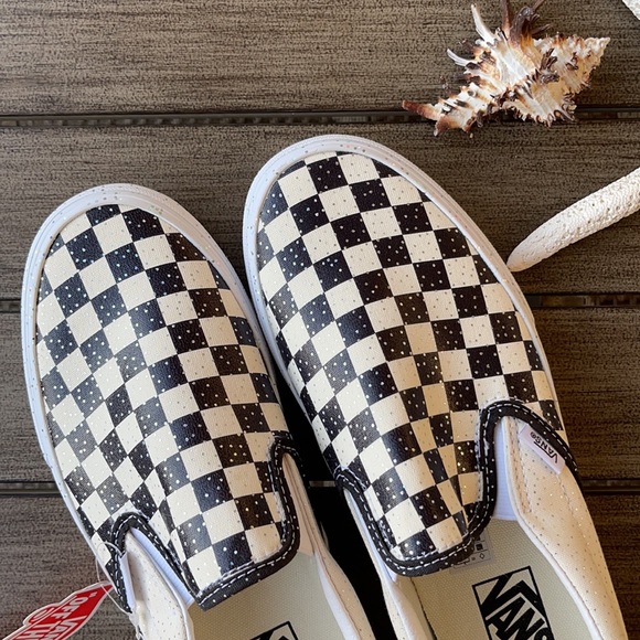 🌴🔆VANS- BLACK GLITTER CHECKERED SLIP ON’S 🔆🌴 - Picture 8 of 10